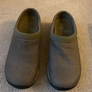 Merrel Encore Breeze 2 Slip Ons